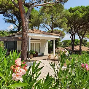Saint Tropez -parc Oasis Hébergement de vacances